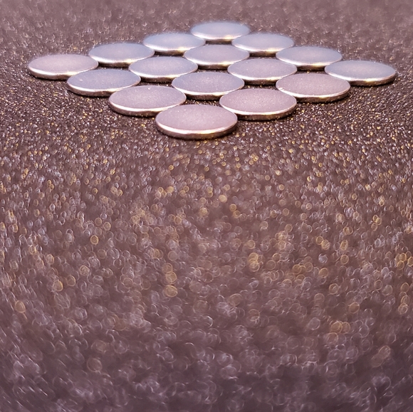 Super tiny super strong magnets x16 - Picture 2 of 9